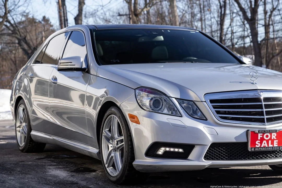 2011 Mercedes-Benz W212 E-Class - Image 12 of 21