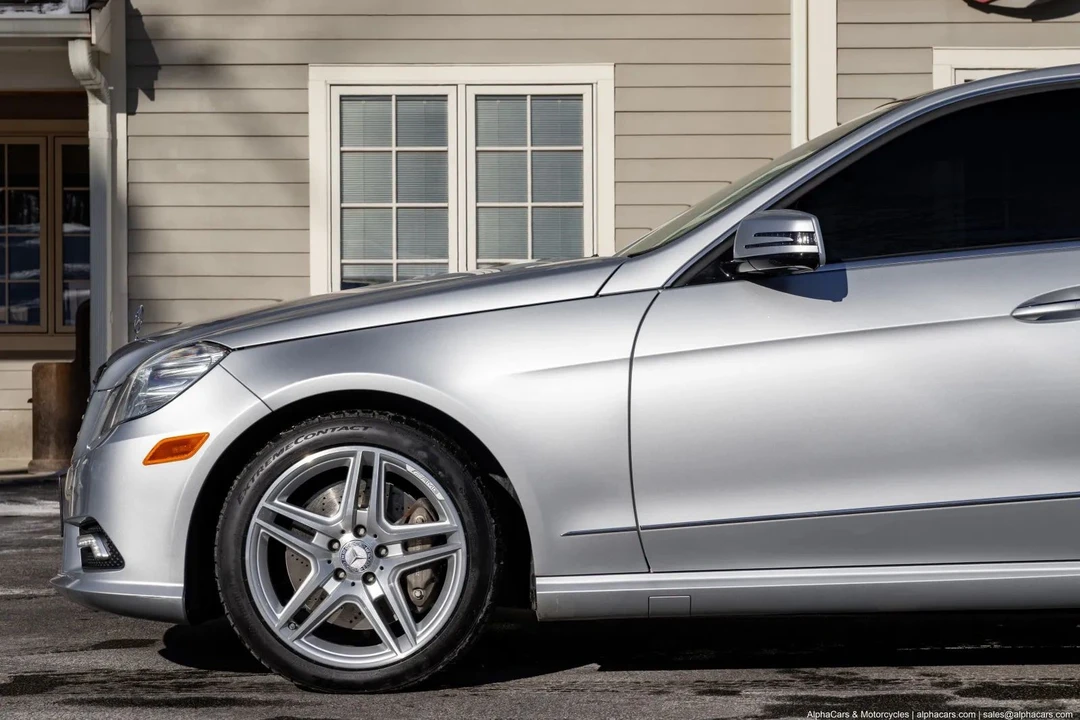 2011 Mercedes-Benz W212 E-Class - Image 13 of 21