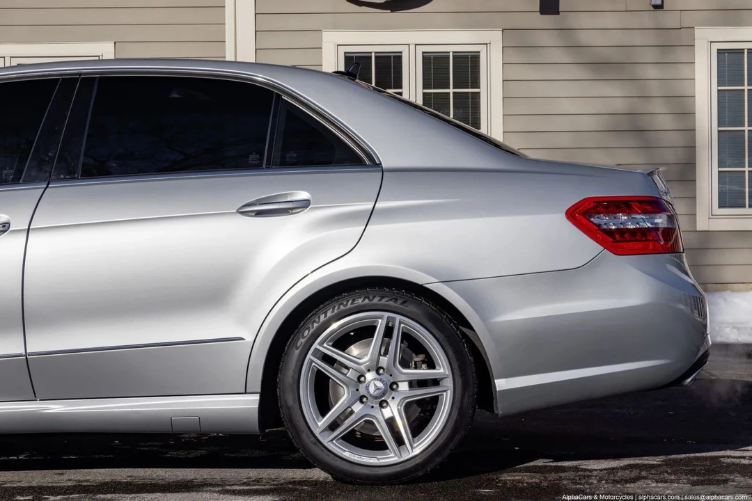 2011 Mercedes-Benz W212 E-Class - Image 14 of 21