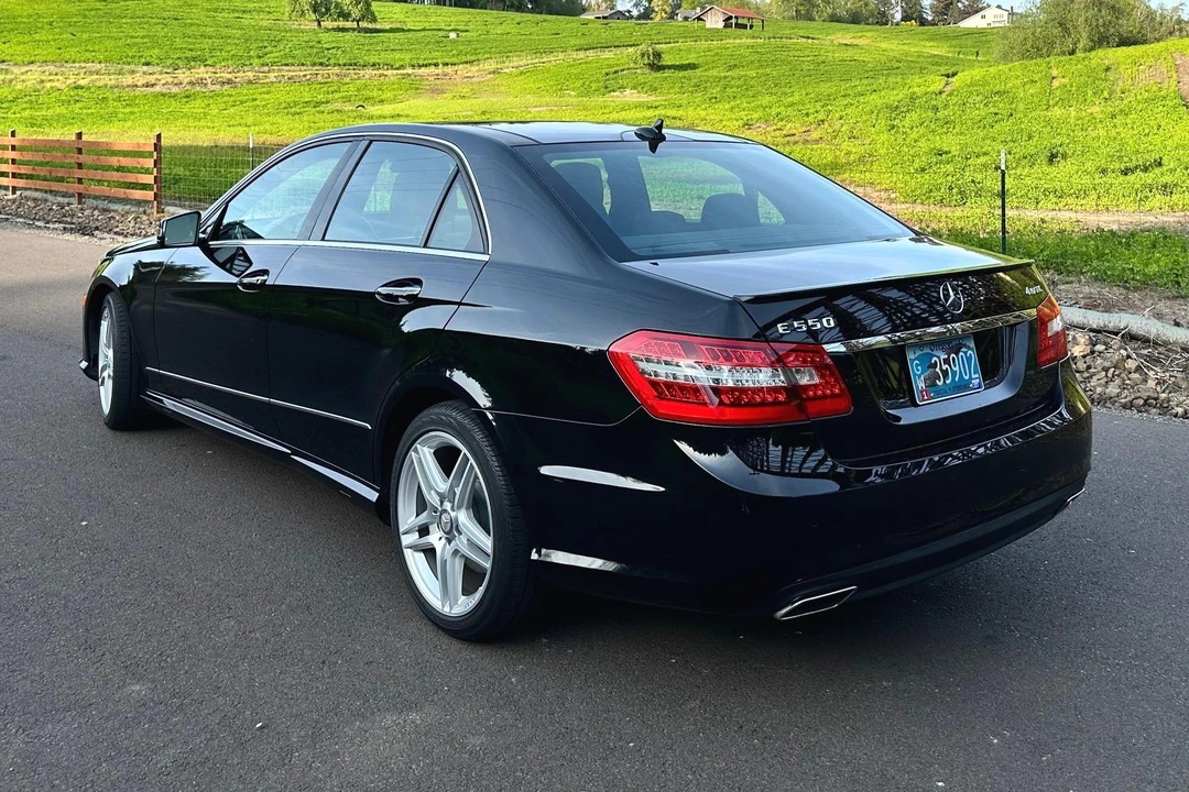 2011 Mercedes-Benz W212 E-Class - Image 4 of 31