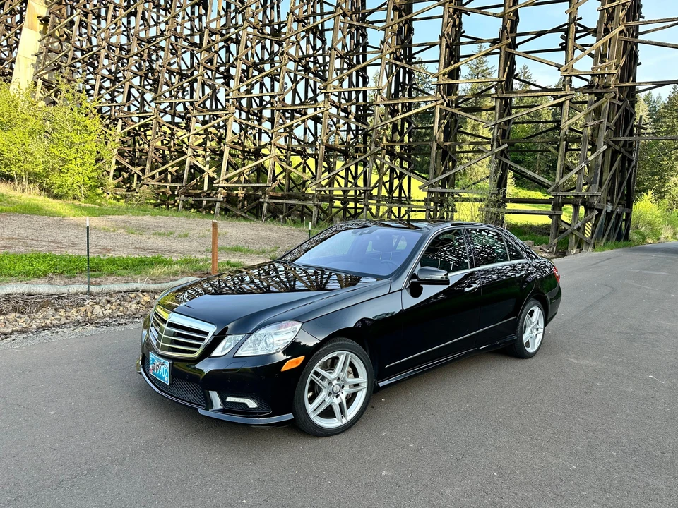 2011 Mercedes-Benz W212 E-Class - Image 11 of 31
