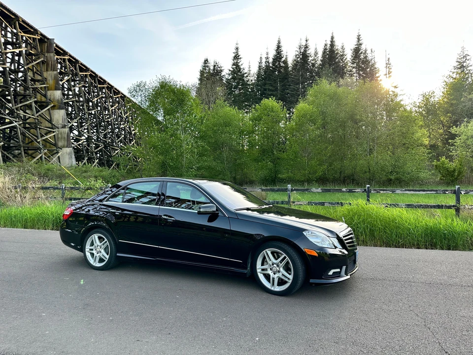 2011 Mercedes-Benz W212 E-Class - Image 23 of 31
