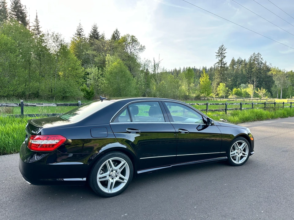 2011 Mercedes-Benz W212 E-Class - Image 21 of 31
