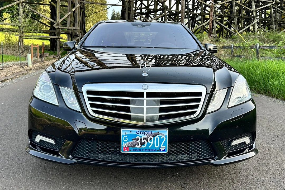 2011 Mercedes-Benz W212 E-Class - Image 2 of 31