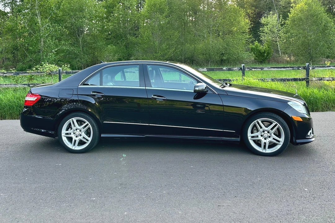 2011 Mercedes-Benz W212 E-Class - Image 3 of 31