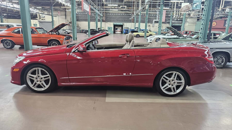 2011 Mercedes-Benz C207/A207 E-Class Coupe & Convertible - Image 2 of 14