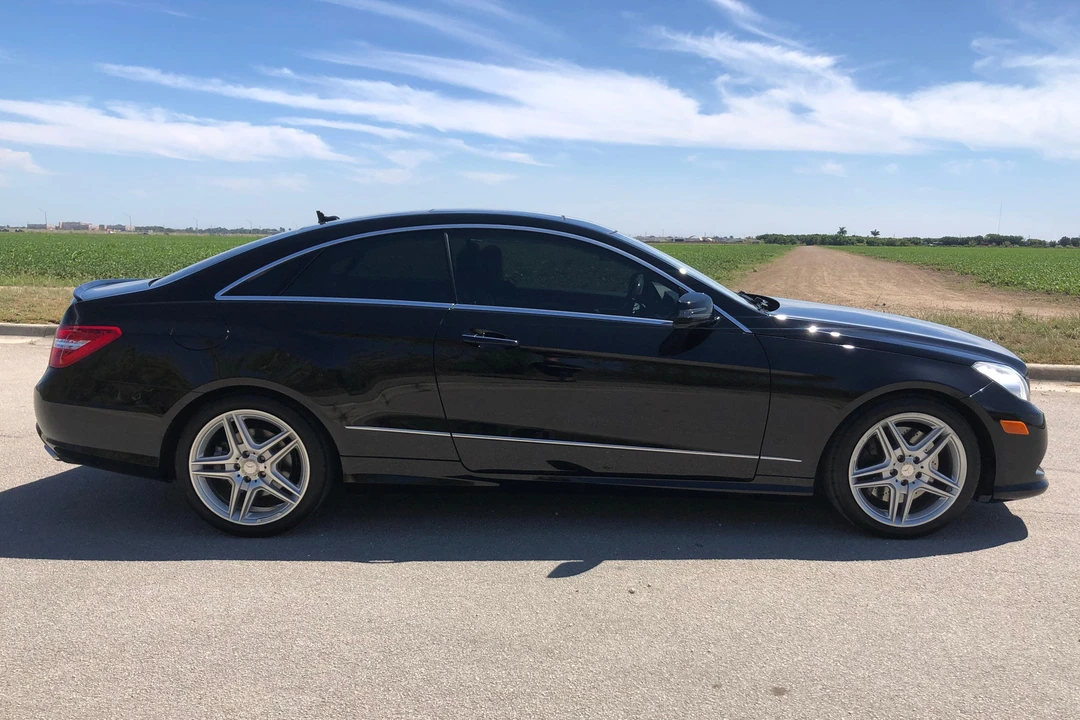 2011 Mercedes-Benz C207/A207 E-Class Coupe & Convertible - Image 3 of 31
