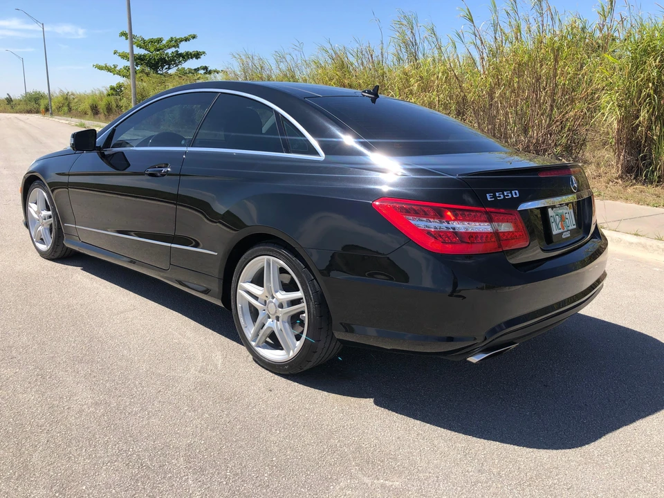 2011 Mercedes-Benz C207/A207 E-Class Coupe & Convertible - Image 15 of 31