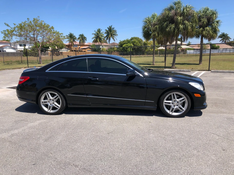 2011 Mercedes-Benz C207/A207 E-Class Coupe & Convertible - Image 26 of 31