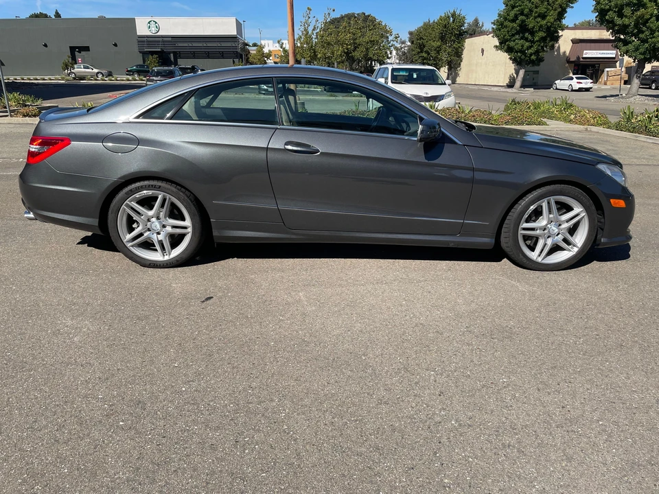 2011 Mercedes-Benz C207/A207 E-Class Coupe & Convertible - Image 10 of 31