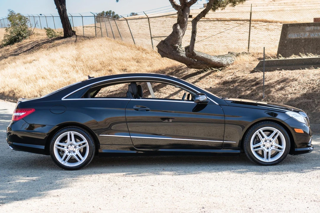 2011 Mercedes-Benz C207/A207 E-Class Coupe & Convertible - Image 3 of 19