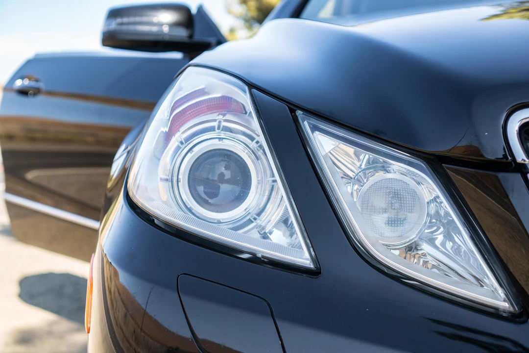 2011 Mercedes-Benz C207/A207 E-Class Coupe & Convertible - Image 14 of 19