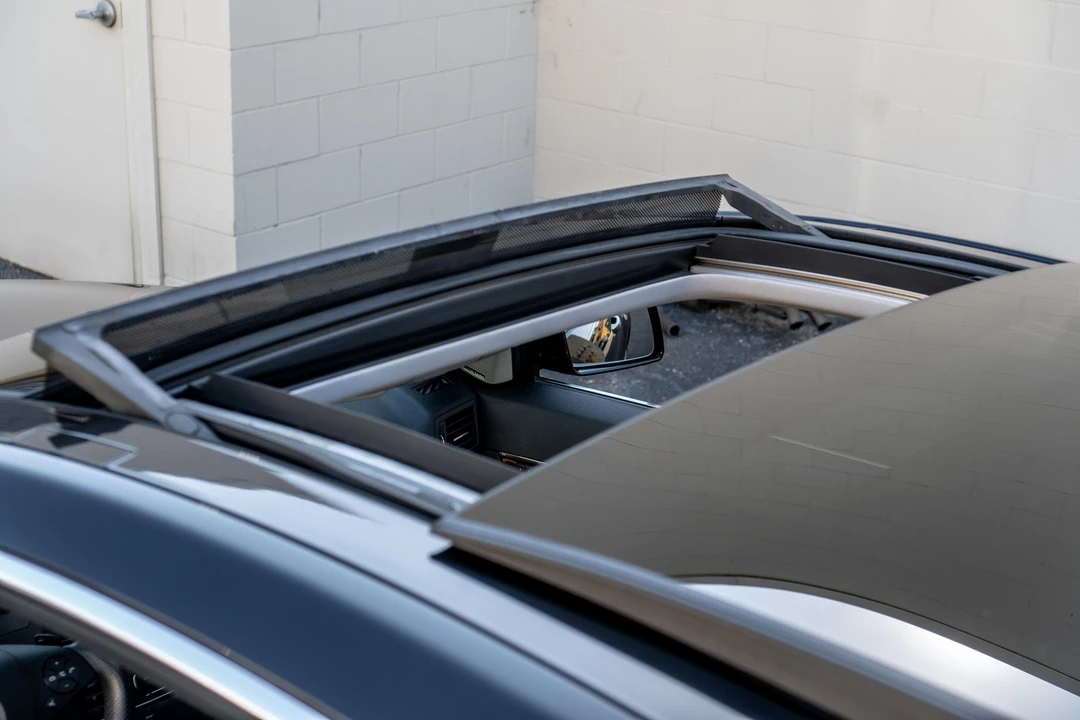 2011 Mercedes-Benz C207/A207 E-Class Coupe & Convertible - Image 18 of 19