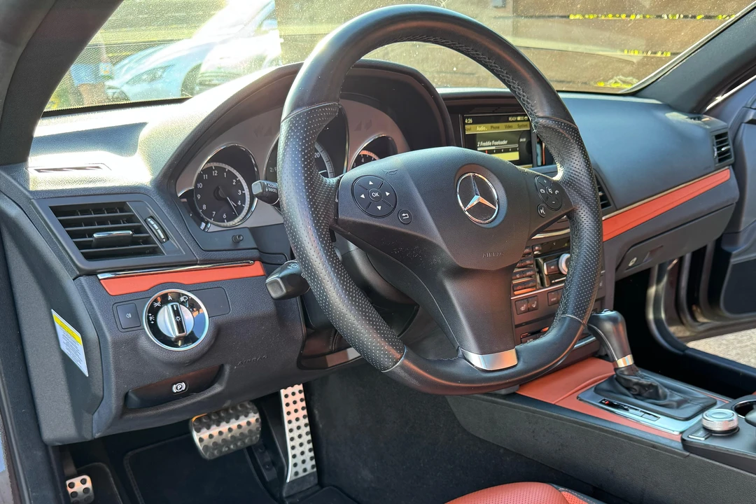 2011 Mercedes-Benz C207/A207 E-Class Coupe & Convertible - Image 26 of 31