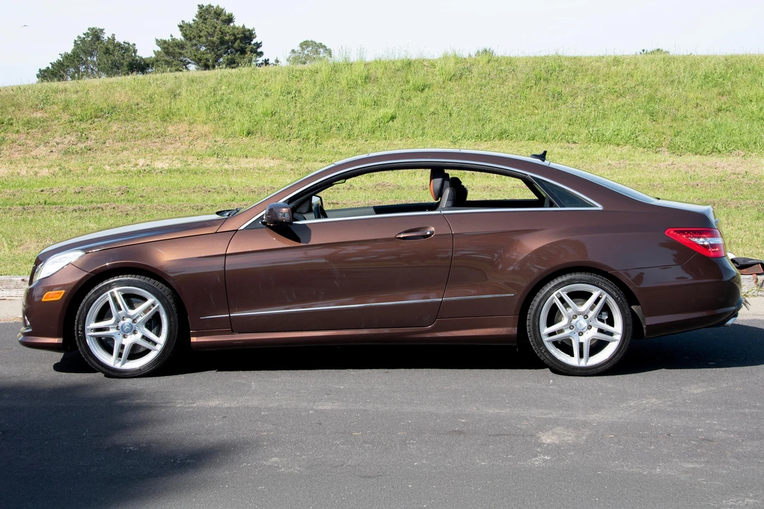 2011 Mercedes-Benz C207/A207 E-Class Coupe & Convertible - Image 3 of 31