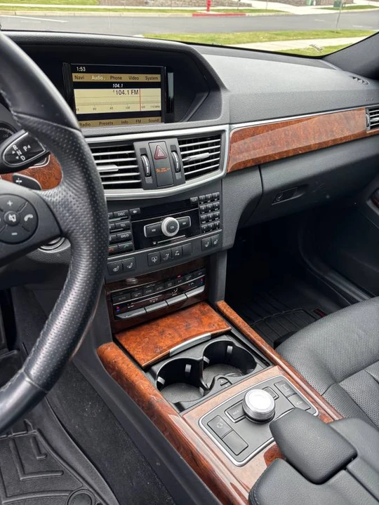 2011 Mercedes-Benz W212 E-Class - Image 7 of 19