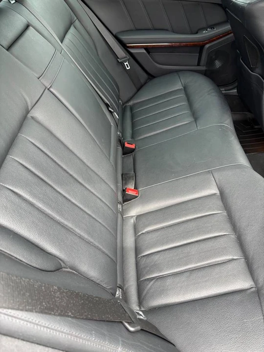 2011 Mercedes-Benz W212 E-Class - Image 10 of 19