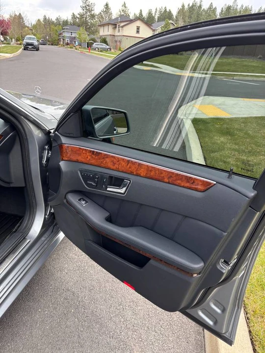 2011 Mercedes-Benz W212 E-Class - Image 12 of 19