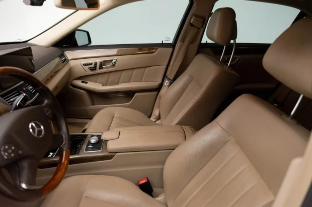 2011 Mercedes-Benz W212 E-Class - Image 4 of 8