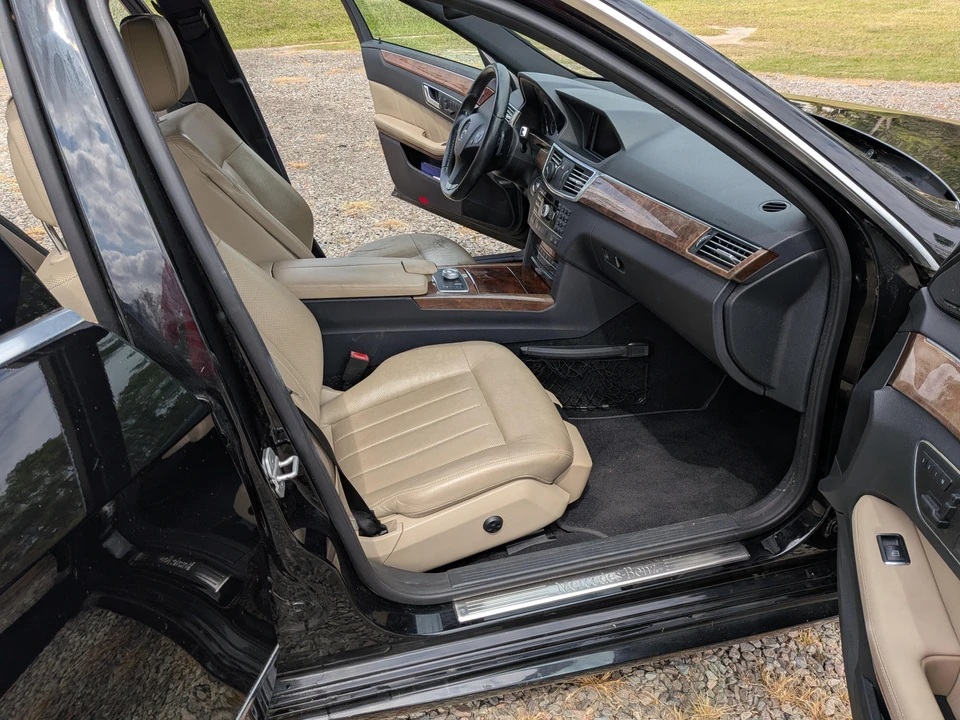 2011 Mercedes-Benz W212 E-Class - Image 29 of 31
