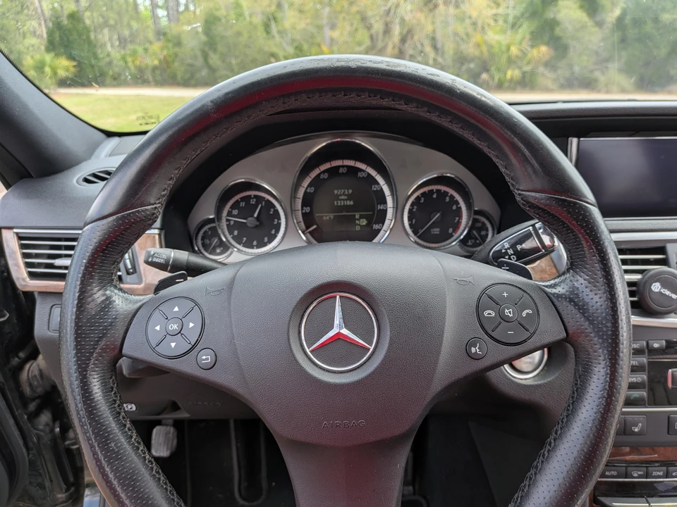 2011 Mercedes-Benz W212 E-Class - Image 25 of 31