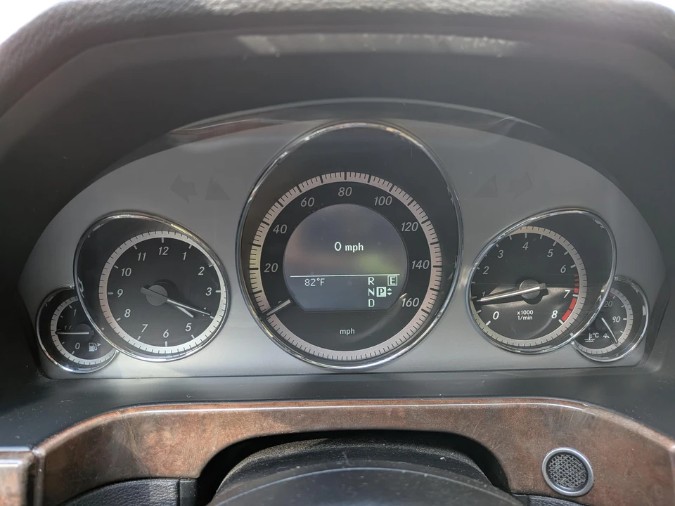 2011 Mercedes-Benz W212 E-Class - Image 27 of 31
