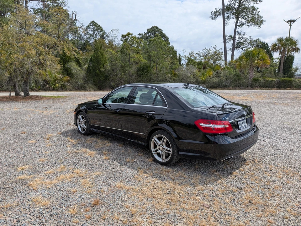 2011 Mercedes-Benz W212 E-Class - Image 8 of 31