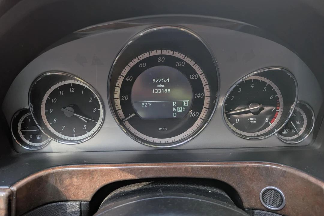2011 Mercedes-Benz W212 E-Class - Image 20 of 31
