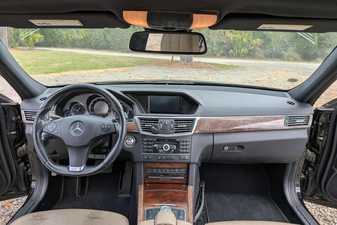 2011 Mercedes-Benz W212 E-Class - Image 17 of 31