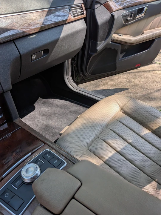 2011 Mercedes-Benz W212 E-Class - Image 31 of 31