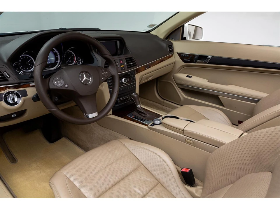 2011 Mercedes-Benz W212 E-Class - Image 23 of 31