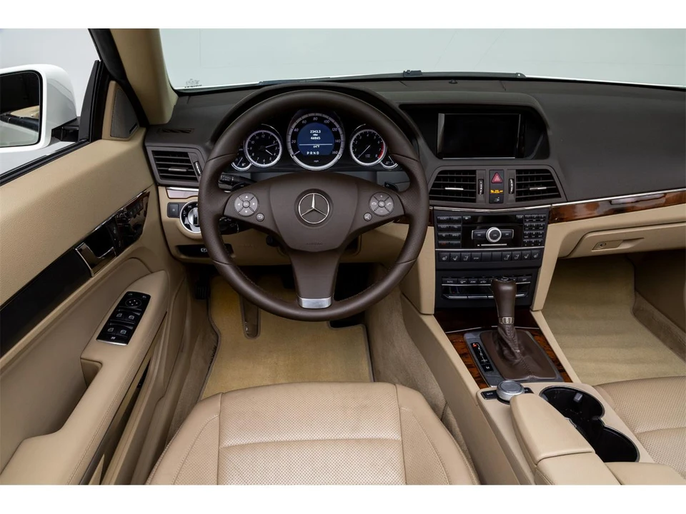 2011 Mercedes-Benz W212 E-Class - Image 24 of 31