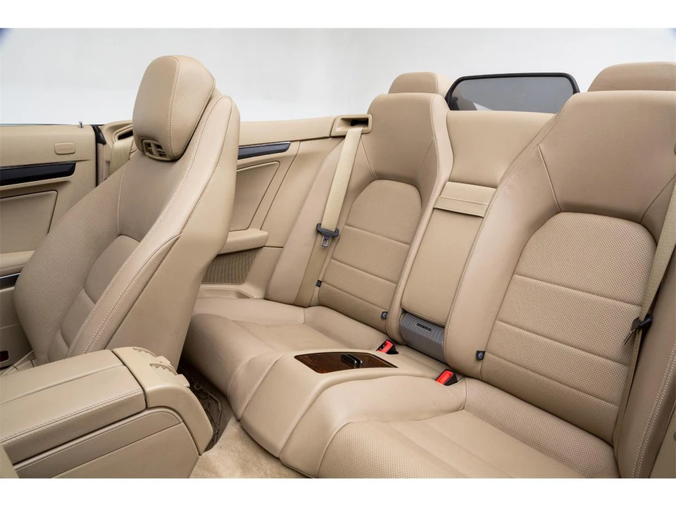 2011 Mercedes-Benz W212 E-Class - Image 26 of 31