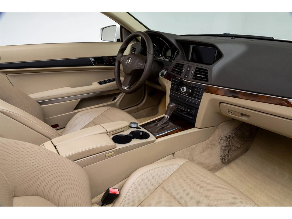 2011 Mercedes-Benz W212 E-Class - Image 29 of 31