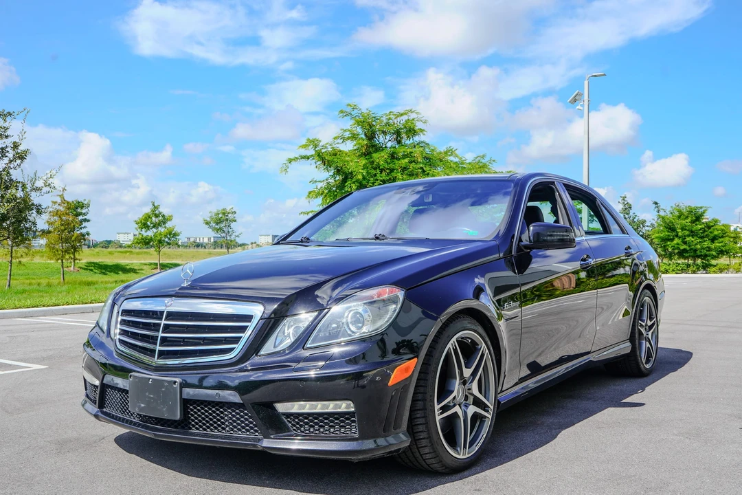 2011 Mercedes-Benz W212 E 63 AMG - Image 7 of 31