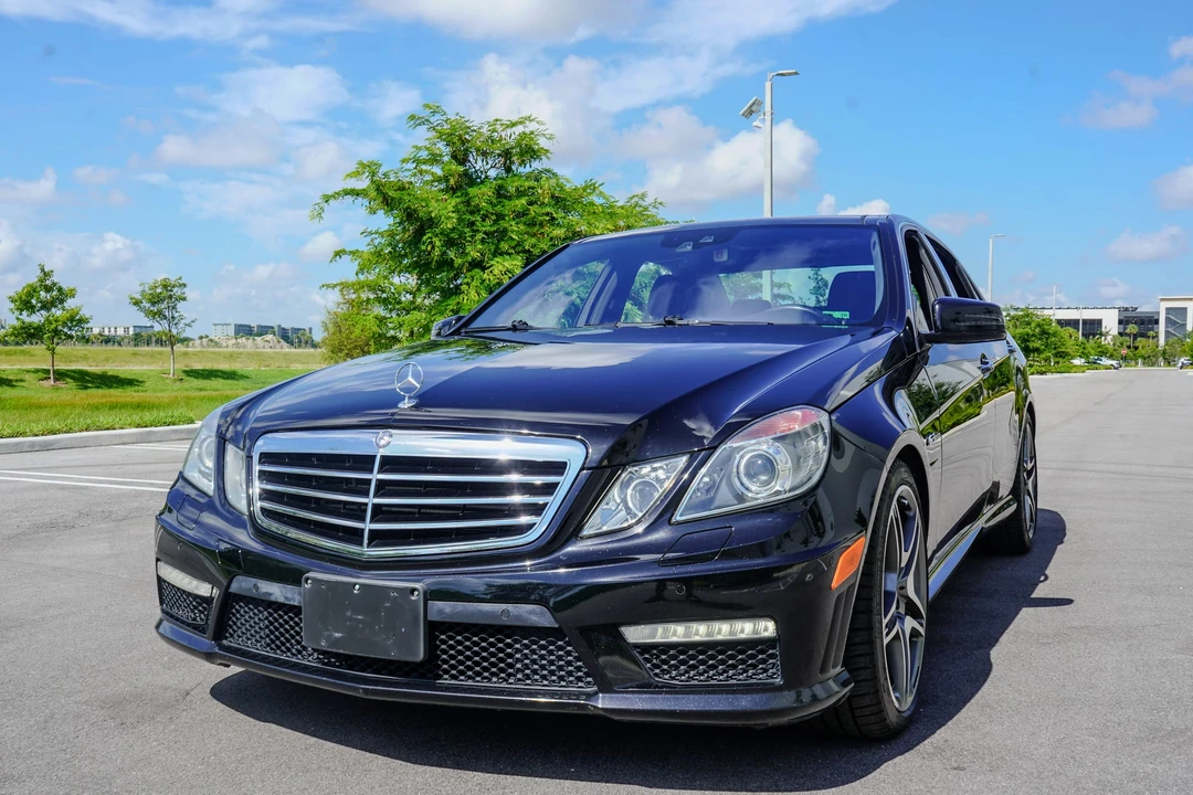 2011 Mercedes-Benz W212 E 63 AMG - Image 4 of 31
