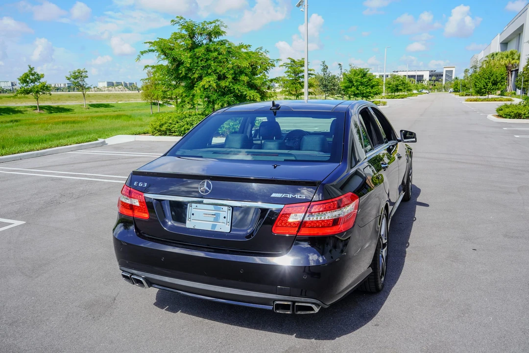 2011 Mercedes-Benz W212 E 63 AMG - Image 27 of 31