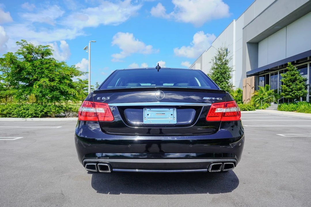 2011 Mercedes-Benz W212 E 63 AMG - Image 26 of 31