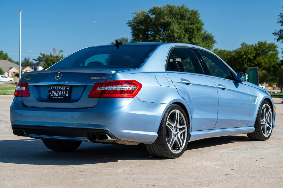 2011 Mercedes-Benz W212 E 63 AMG - Image 12 of 31