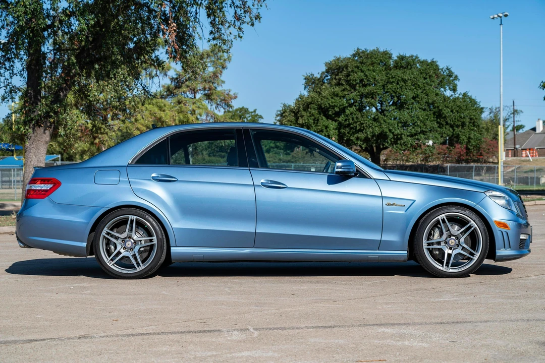 2011 Mercedes-Benz W212 E 63 AMG - Image 3 of 31