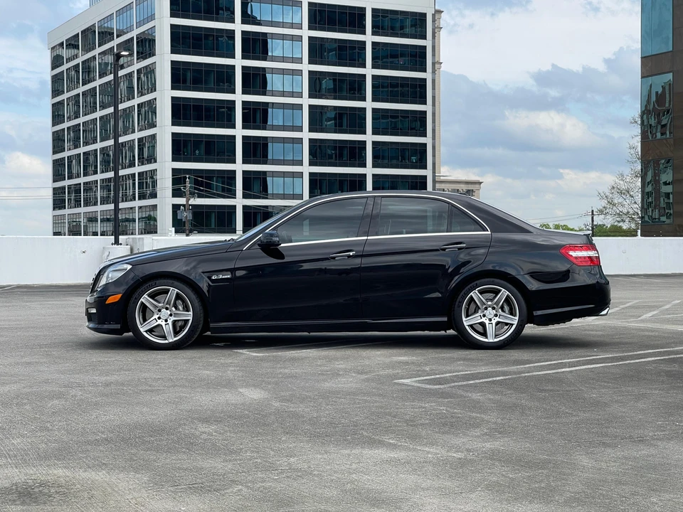 2011 Mercedes-Benz W212 E 63 AMG - Image 12 of 31