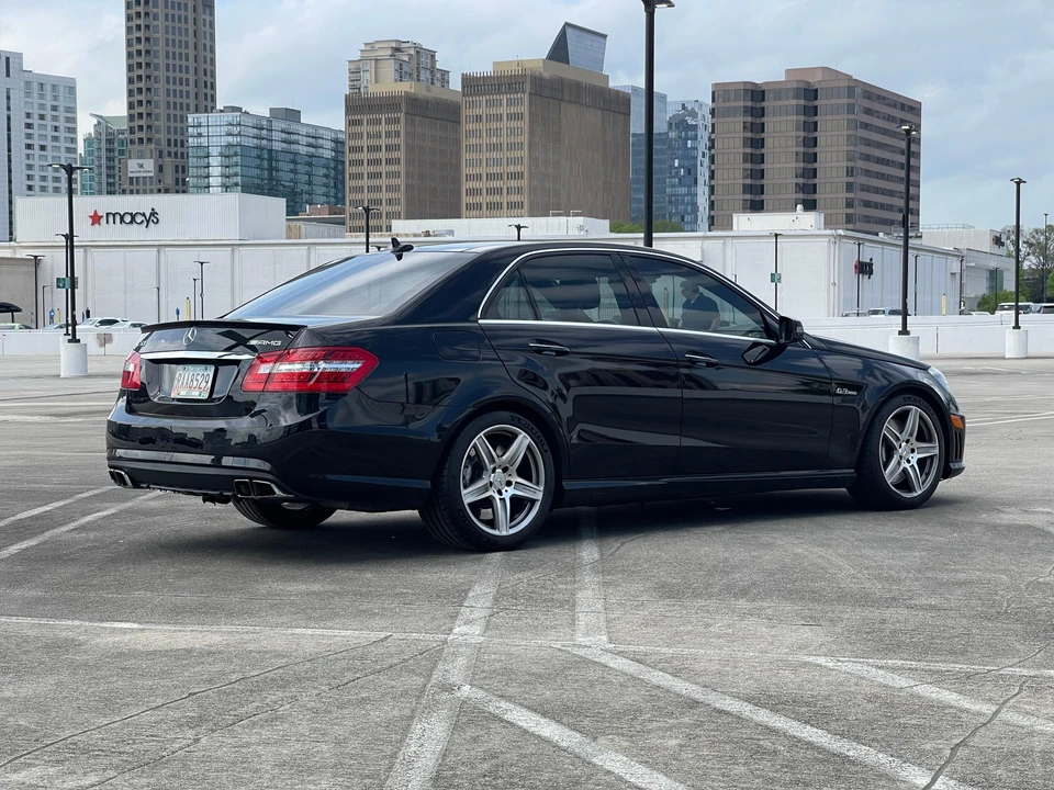 2011 Mercedes-Benz W212 E 63 AMG - Image 19 of 31