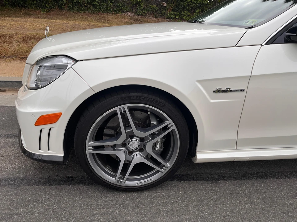 2011 Mercedes-Benz W212 E 63 AMG - Image 25 of 31