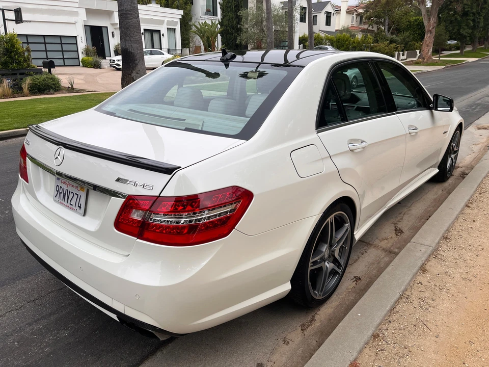 2011 Mercedes-Benz W212 E 63 AMG - Image 14 of 31