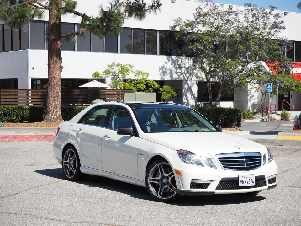 2011 Mercedes-Benz W212 E 63 AMG - Image 17 of 31