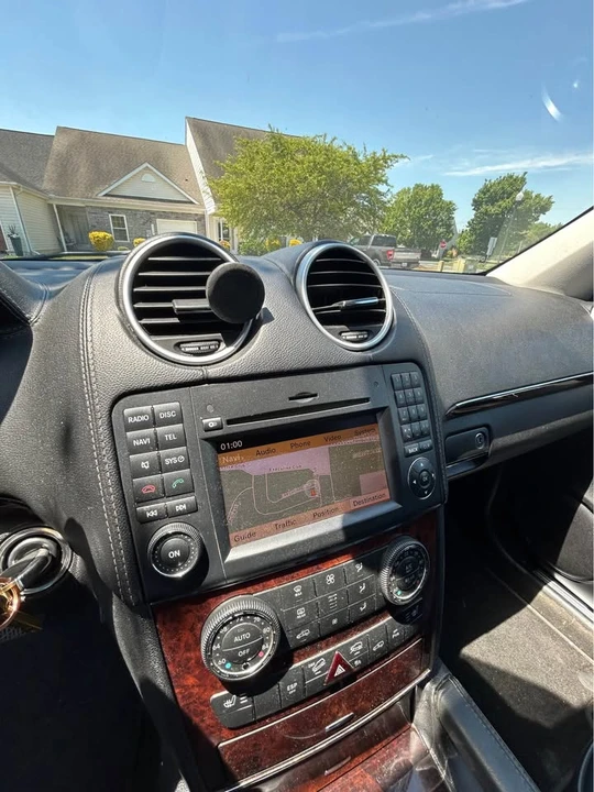 2011 Mercedes-Benz W463 G-Class - Image 2 of 5