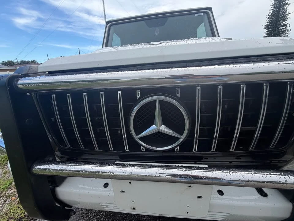 2011 Mercedes-Benz W463 G-Class - Image 12 of 14