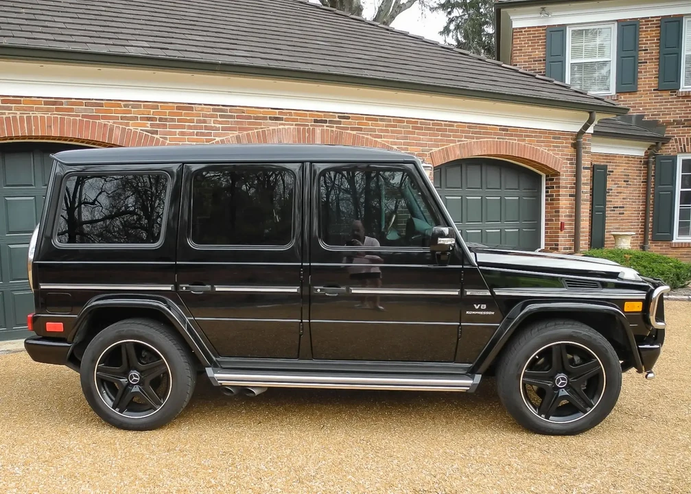 2011 Mercedes-Benz W463 G 36 & G 55 & G 63 & G 65 AMG 1st Gen - Image 5 of 6