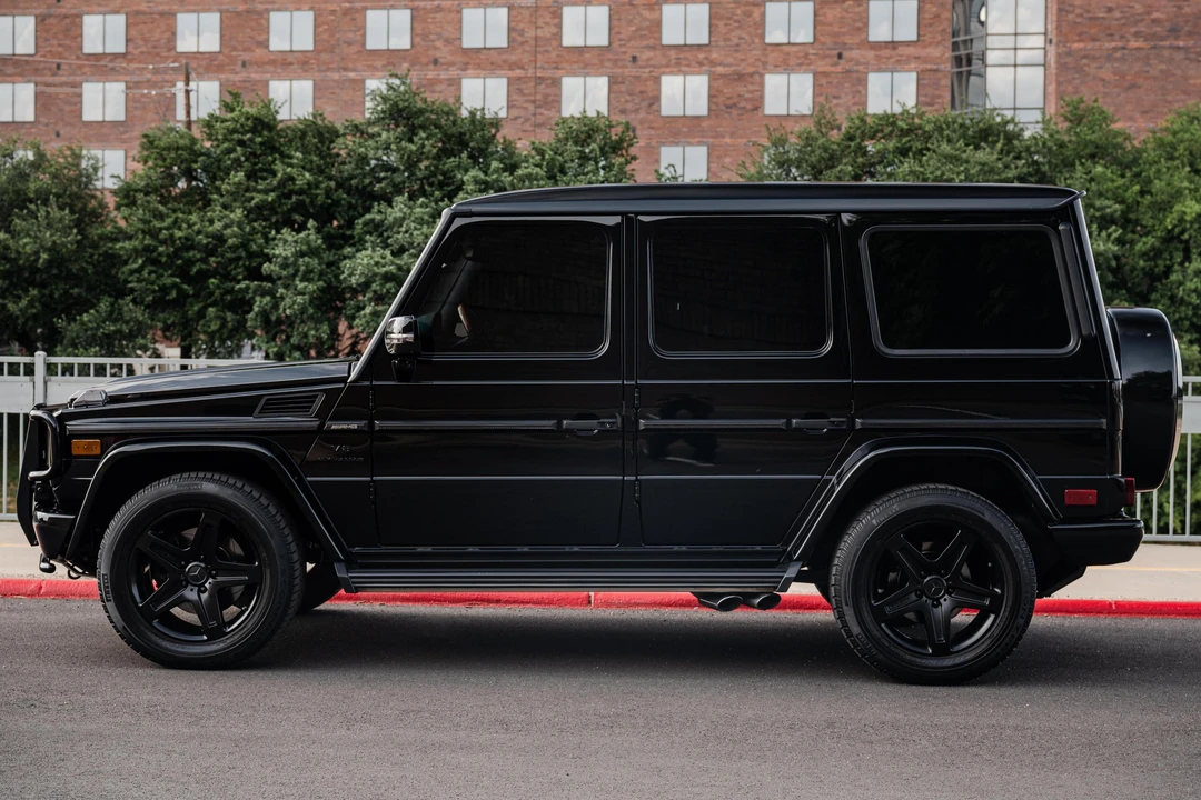 2011 Mercedes-Benz W463 G 36 & G 55 & G 63 & G 65 AMG 1st Gen - Image 3 of 31
