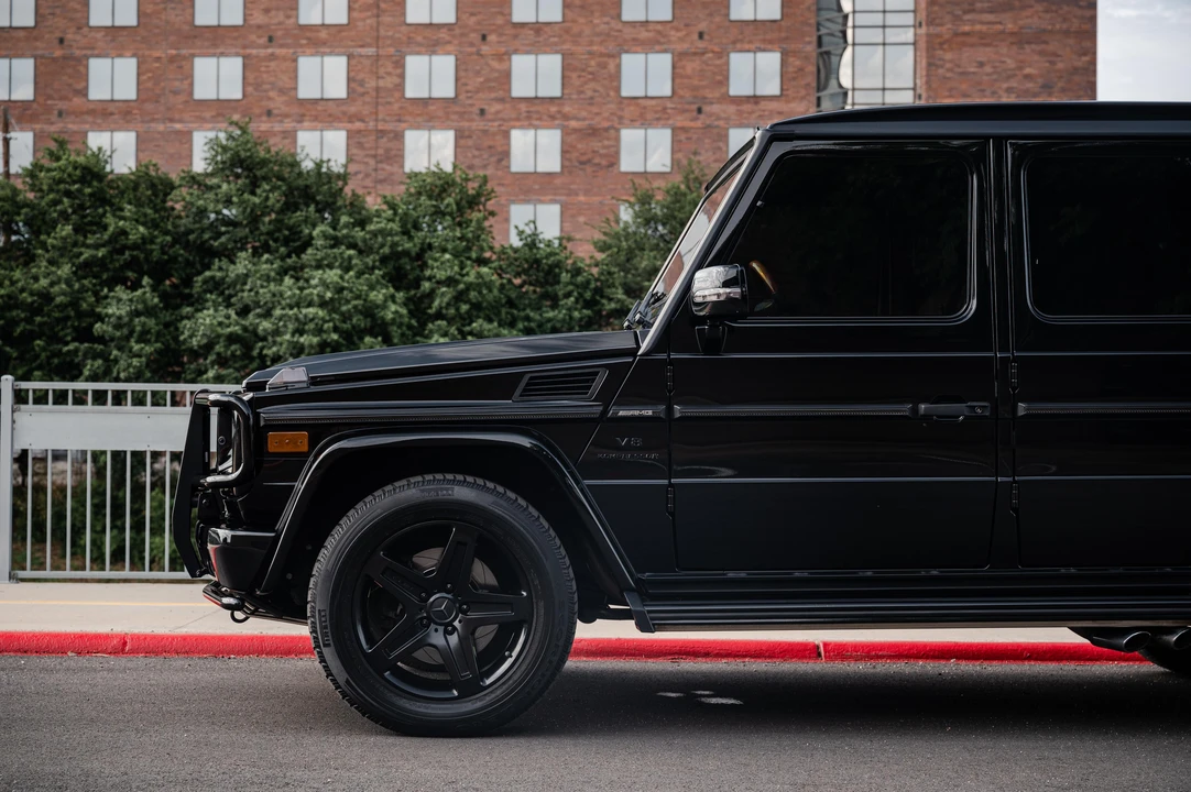 2011 Mercedes-Benz W463 G 36 & G 55 & G 63 & G 65 AMG 1st Gen - Image 15 of 31